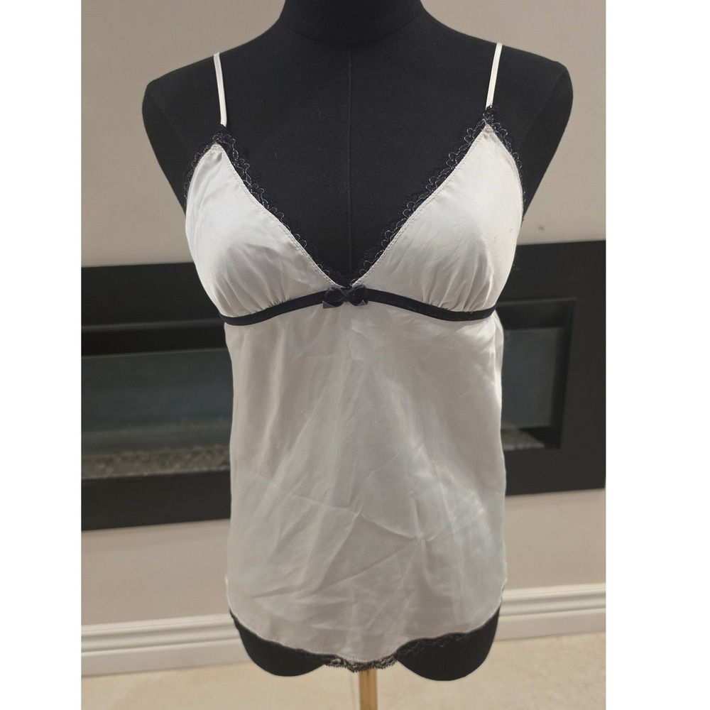 ⁸Victoria Secret 2 piece set White Satin Pajama Lace Trim Bow Accents Camisole S
